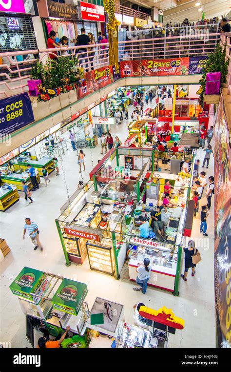 File:Victoria Plaza Davao.JPG .
